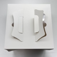 Boîtes à gâteaux carrées personnalisables en carton ondulé E recyclé, carton ivoire, gaufrage, revêtement UV, conformes aux normes alimentaires, pelliculage mat, taille sur mesure