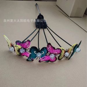 Luces Solares de Jardín con Forma de Mariposa, Luces LED Coloridas Decorativas para Exteriores, Resistentes al Agua, Recargables - Product Image 2