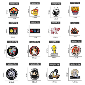 Spilla in smalto creativa a tema scienza e fisica (Protono, Elettrone, Neutrono) con scritta 'TRUST ME I'M A DOCTOR', distintivo <span class=keywords><strong>per</strong></span> zaino, gioiello, <span class=keywords><strong>regalo</strong></span> <span class=keywords><strong>per</strong></span> amici - Product Image 2