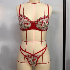 Women's Sexy Embroidered Flowers Fun Underwear Mesh Mesh Comfortable <b>Perspective</b> Gathering Bra Set Women's Clothing - Product Image 2