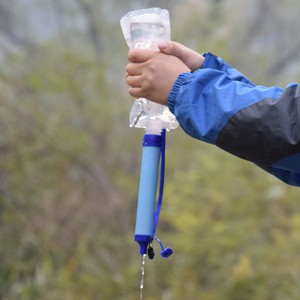 Spot vente en gros <span class=keywords><strong>filtre</strong></span> à <span class=keywords><strong>eau</strong></span> personnel paille randonnée Camping voyage d'urgence Kits de survie portables filtres à <span class=keywords><strong>eau</strong></span> en plein air - Product Image 5