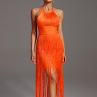 Robe longue sans bretelles orange pour femme, style halter avec franges et sexy, sans manches, pour soirée, bal de promo, avec caractéristiques clés
