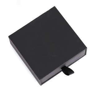 Caja de Papel Negra Mate Ecológica Personalizada, Caja de Regalo de Papel Extraíble con Asa de Listón para Joyería - Product Image 3