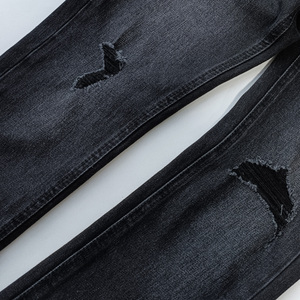 Skinny Washed Black Premium Stretch Cotton Denim Trashing Repair Patches Mid Rise Slim Fit Denim Jean con etiqueta de bolsillo trasero - Product Image 4