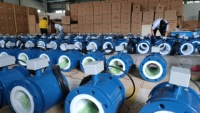 Medidor de Flujo Electromagnético Integrado para Agua, Diésel, Alcohol y Líquidos, con Conexión de Abrazadera
