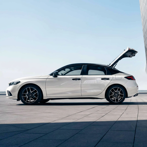 ฮอนด้า ซีวิค ไฮบริด ปี 2024 รถเก๋งมือสอง เกียร์อัตโนมัติ ขับเคลื่อนล้อหน้า เบาะหนัง กล้องมองหลัง พวงมาลัยซ้าย สีเข้ม - Product Image 2