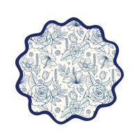 Napperons en lin festonné brodé sur mesure