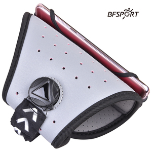 Soporte de teléfono de pulsera giratorio de silicona de cuero PU para hombres y mujeres Moda para correr deportivo Compatible con iPhone 12/13/14/15 Pro - Product Image 2