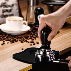 Strumenti di <span class=keywords><strong>caffè</strong></span> 58 millimetri Espresso Tamper Tappetino In Silicone <span class=keywords><strong>Caffè</strong></span> Manomissione <span class=keywords><strong>Angolo</strong></span> Pad <span class=keywords><strong>Caffè</strong></span> Tamper Mat - Product Image 6