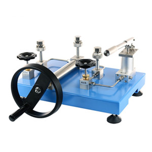 Yunyi Hydraulischer Druckmesskomparator - Hochpräzises Standard-Druckkalibrierinstrument für Industrielle Prüfung - Product Image 6