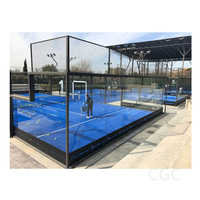 Terrain de paddle-tennis intérieur/extérieur avec éclairage LED et système de clôture en verre trempé