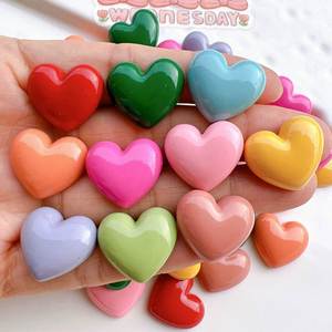 Accesorios DIY: Encantadores dijes de amor, cabujones artesanales de corazón y flor, adornos. - Product Image 1