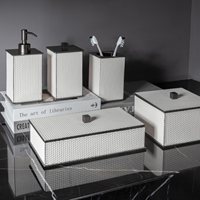 Ensemble d'accessoires de salle de bain en cuir carré de luxe moderne vendu séparément, distributeur de savon pour la décoration de la maison ou de l'hôtel