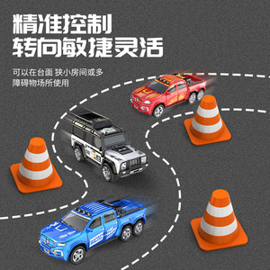 Petits jouets de camion télécommandés 1:64 2.4G <span class=keywords><strong>Voiture</strong></span> télécommandée en alliage Mini <span class=keywords><strong>voiture</strong></span> de course télécommandée avec lumières Mini modèle de <span class=keywords><strong>voiture</strong></span> télécommandée - Product Image 3