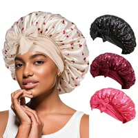 Bonnet de nuit élégant en satin de polyester respirant et chaud, à imprimé cerises et longue queue, pour femme