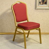 Chaises de salle à manger d'hôtel empilables portables en acier inoxydable faites à la main avec coussin en mousse haute densité pour les banquets de mariage
