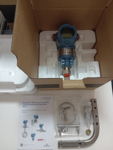 Rosemounts 3051TG 3051DP2A62A1AB4M5K8S5HR5 C/W 0305RC32B21 Differential Transmitters 3051CD3A22A1AB4I1M5D4Q4 - Product Image 2
