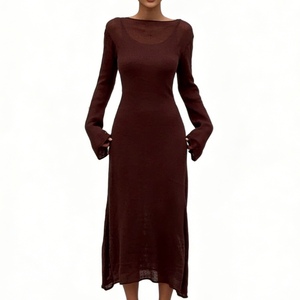 ชุดเดรสยาวผ้าถักเนื้อบางเบาสำหรับผู้หญิง พร้อมเสื้อสายเดี่ยวเข้าชุด - ชุดเดรสแขนบาน 2 ชิ้น ชุดเซ็ตแฟชั่น - Product Image 4