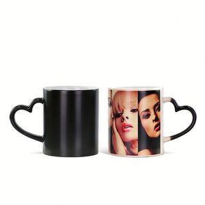 Mug à sublimation magique de 11 oz, blanc, changeant de couleur, avec poignée en forme de cœur - Product Image 3