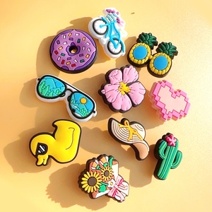 PVC Vsco Girl Life Summer Beach Shoe Charm Thème Hawaii Have a Funny Shoe Charms pour Sabots Accessoire de chaussure - Product Image 2