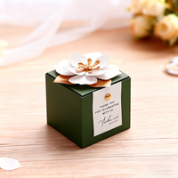 Boîte cadeau personnalisée en papier couché blanc avec couvercle à charnière pour mariage, estampage, parfum, bougie, bonbons, huile d'olive, gelée