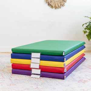 Tapis de jeu pour <span class=keywords><strong>bébé</strong></span> personnalisé, tapis de <span class=keywords><strong>sieste</strong></span> pour tout-petits, vente en gros, tapis de sommeil pour enfants, garderie, tapis de jeu pour <span class=keywords><strong>bébé</strong></span> en cuir PU coloré pour l'école maternelle - Product Image 1