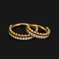 Prix de gros à faible MOQ, Bijou de piercing en titane G23/ASTM F136 avec zircon doré, type anneau clicker pour nez et oreille, unisexe, pour mariage et fête