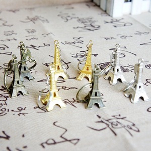 Porte-clés 3D Tour Eiffel Porte-clés de voiture en métal à breloques Français <span class=keywords><strong>Paris</strong></span> Voyage Souvenir Couple Ami Cadeau Bijoux de mode Décoration - Product Image 1