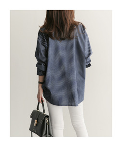 女春秋棉条纹衬衫宽松休闲长袖翻领v领纽扣衬衫 - Product Image 5