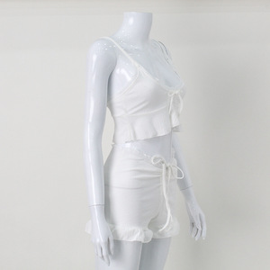 Kadınlar İçin Fitilli Örme 2 Parçalı Takım Dantel Detaylı Fiyonklu Spagetti Askılı Crop Cami Üstü Fırfırlı İpli Şortlu Pijama Takımı - Product Image 5