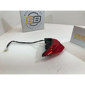 Portatarga Kawasaki Ninja 300 2013-2016 con copertura luce posteriore rossa - Product Image 3