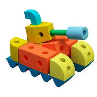 Équipement coloré commercial de terrain de jeu de grands blocs d'EVA pour les jeux d'intérieur de centre de jeu d'enfants et les espaces éducatifs