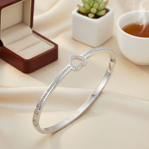 Bracciali in acciaio inossidabile placcato oro a forma di cuore - Product Image 3