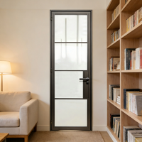 Fenêtres et portes en verre et acier inoxydable décoratives, étanches, au design moderne français, à prix raisonnable et avec surface finie.
