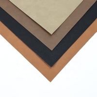 Vente en gros de similicuir personnalisé promotionnel gravé au laser avec feuilles de cuir adhésives gravure au laser stock de similicuir au mètre