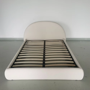 Lit plateforme rembourré en bouclette avec coins arrondis et tête de lit ronde, idéal pour les projets hôteliers et e-commerce – Offre Spéciale - Product Image 4