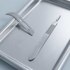 Poignée de scalpel Odontomed 2011 avec lames chirurgicales certifiées CE à prix avantageux, vente en gros, quantité en vrac, directement de l'usine - Product Image 2
