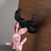 Nouvelles décorations d'Halloween, main de fantôme en résine, griffe du diable, décoration pour maison hantée