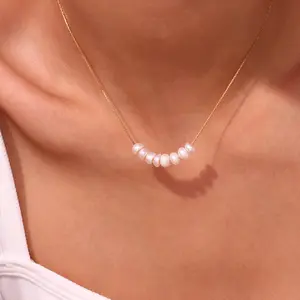Collar Elegante Collar de cuentas de perlas de agua dulce Collar de acero inoxidable chapado en oro de 18K Joyería de compromiso