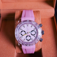 Montres en quartz de qualité supérieure, luxueuses et élégantes, avec bracelet en caoutchouc rond de couleur rose, vente en gros