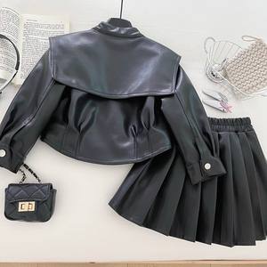 Ensemble de vêtements 2 pièces populaire pour fille, style coréen, en similicuir tendance, pour l'automne, idéal pour les séances photo. - Product Image 2