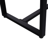 Table moderne sur mesure avec plateau en bois et pieds en fer, idéale pour les salles à manger, les bars et les bureaux/conférenciers