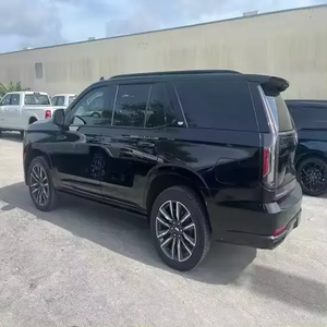 ESCALADE 2024 Sport Platinum RWD, Volante a la Izquierda, Asientos de Cuero, Faros de Xenón, Pantalla Táctil, Cámara, Listo para Enviar - Product Image 2