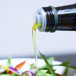 Huile d'olive vierge authentique et raffinée, huile d'olive vierge fraîche pour la friture, les vinaigrettes et diverses préparations gastronomiques - Product Image 2