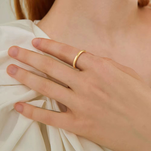 Tempusort Vente en gros <span class=keywords><strong>Bague</strong></span> de mariage éternelle plaquée or 2 mm/4 mm/6 mm, anneaux en titane poli bombé pour homme, <span class=keywords><strong>femme</strong></span>, couple, fiançailles - Product Image 6