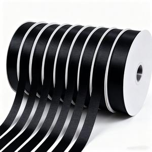 All'ingrosso della fabbrica di colore solido doppio colore regalo rosso stampato nastri di raso su due lati con 1cm 2.5 <span class=keywords><strong>cm</strong></span> 4 <span class=keywords><strong>cm</strong></span> <span class=keywords><strong>10</strong></span> <span class=keywords><strong>cm</strong></span> - Product Image 2