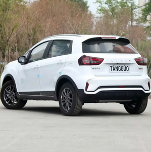 2024 para <span class=keywords><strong>Lynk</strong></span> & <span class=keywords><strong>Co</strong></span> X3 PRO 1.5L SUV Automático Nuevo 0km R16 Oscuro Euro VI Volante a la Izquierda Techo Solar <span class=keywords><strong>Origen</strong></span> China Venta al por Mayor - Product Image 4