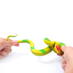 Renkli yılan oyuncak TPR malzemesi yumuşak oyuncak hayvan kauçuk yılan oyuncak - Product Image 6