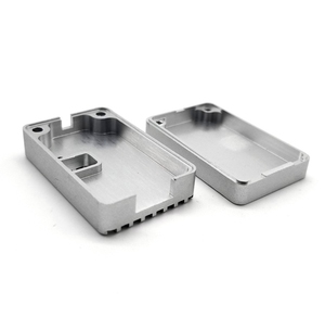 Boîtiers de véhicules aériens sans pilote fantômes personnalisés Usinage <span class=keywords><strong>CNC</strong></span> coque inférieure améliorée pour de meilleures performances de drone <span class=keywords><strong>CNC</strong></span> - Product Image 4