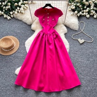 Robe longue décontractée élégante en satin pour femme, coupe trapèze, manches courtes, boutons décoratifs en strass, taille découpée, évasée, pour le quotidien et les soirées